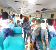 PROJETO NA TRILHA DOS VALORES - AULA DE CAMPO - PASSEIO DE TREM
