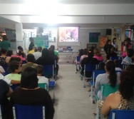 Projeto Vale nas Escolas - Palestra Limites e Afetividade - Escola de Pais