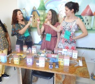 CURSO CONTANDO HISTÓRIAS COLORINDO VIDAS - TURMA 6 - AULA 5 - Efeito Terapêutico