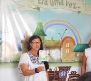 FORMATURA TURMA 5 - NOME: CRISTIANE FREITAS - CONTADORA DE HISTÓRIAS