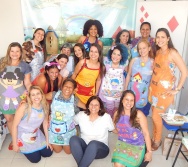 TURMAS 2016 - CONTADORES DE HISTÓRIAS - CURSO CONTANDO HISTÓRIAS COLORINDO VIDAS