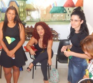 CURSO CONTANDO HISTÓRIAS COLORINDO VIDAS - RESGATE DA LUDICIDADE ATRAVÉS DAS HISTÓRIAS