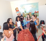 CURSO CONTANDO HISTÓRIAS COLORINDO VIDAS - RESGATE DA LUDICIDADE ATRAVÉS DAS HISTÓRIAS