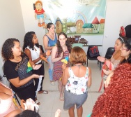 CURSO CONTANDO HISTÓRIAS COLORINDO VIDAS - RESGATE DA LUDICIDADE ATRAVÉS DAS HISTÓRIAS