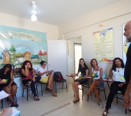 CURSO CONTANDO HISTÓRIAS COLORINDO VIDAS - RESGATE DA LUDICIDADE ATRAVÉS DAS HISTÓRIAS