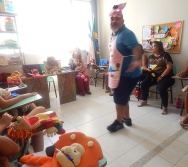 CURSO CONTANDO HISTÓRIAS COLORINDO VIDAS - TÉCNICAS PARA CONTAR HISTÓRIAS III -TURMA 1