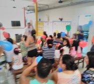 ESCOLA DE PAIS - PROJETO CUIDA DE MIM - BULLYING - BRINCADEIRA SEM LIMITES