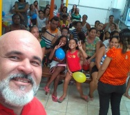 ESCOLA DE PAIS - PROJETO CUIDA DE MIM - BULLYING - BRINCADEIRA SEM LIMITES