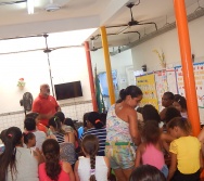 ESCOLA DE PAIS - PROJETO CUIDA DE MIM - BULLYING - BRINCADEIRA SEM LIMITES