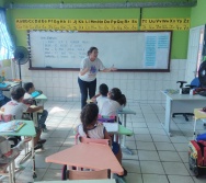 PROJETO CUIDA DE MIM - ENFRENTAMENTO AO BULLYING - SENSIBILIZAÇÃO DE ALUNOS 1º ENCONTRO