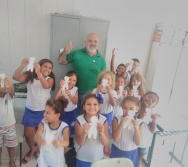 PROJETO CUIDA DE MIM - ENFRENTAMENTO AO BULLYING - SENSIBILIZAÇÃO DE ALUNOS 1º ENCONTRO