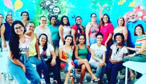 APRESENTAÇÃO DO PROJETO COLORIR - LITERATURA NO CMEI CARLOS ROBERTO 