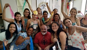 Curso Contando Histórias Colorindo Vidas - O resgate da ludicidade. (Turma de Abril)