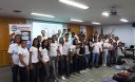 PALESTRA INTERATIVA NO SENAC - VILA VELHA COM ADOLESCENTES APRENDIZES - MATUTINO