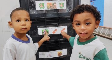 PROJETO COLORIR SUSTENTÁVEL - AS TURMAS VÃO ALIMENTAR AS MINHOCAS